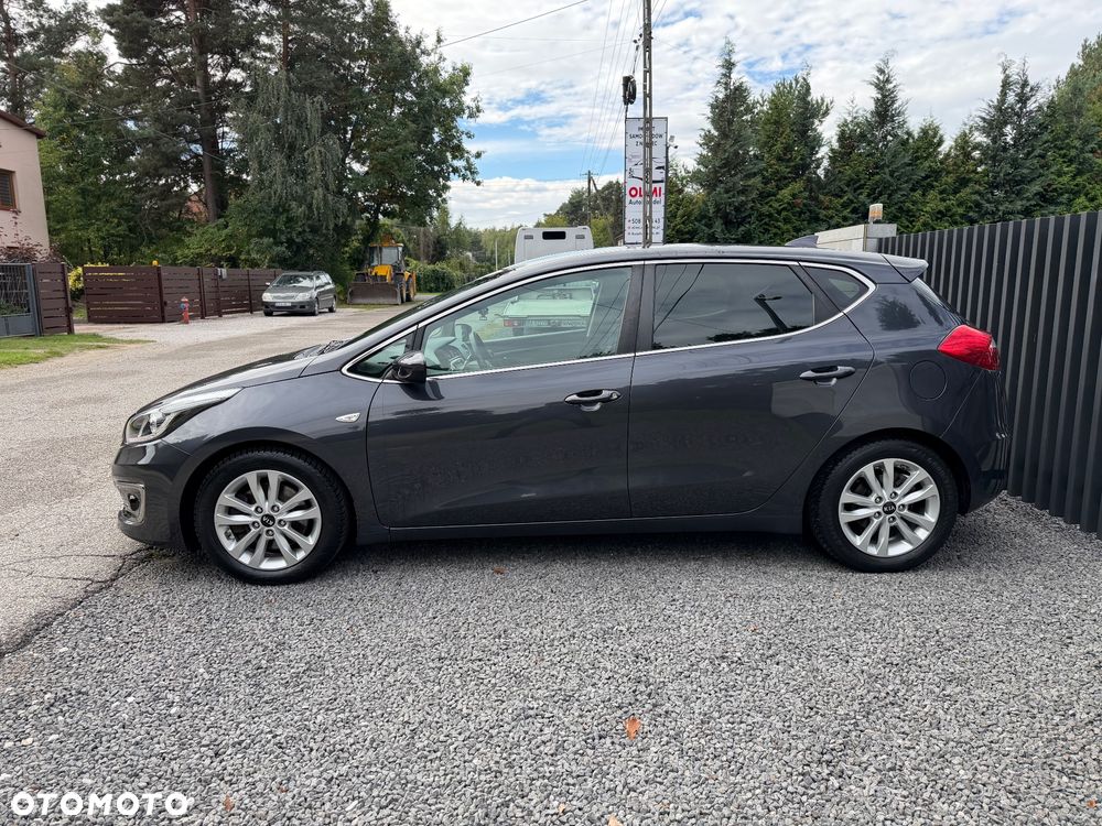 Kia Ceed 1.6 GDI Dream-Team Edition - 9