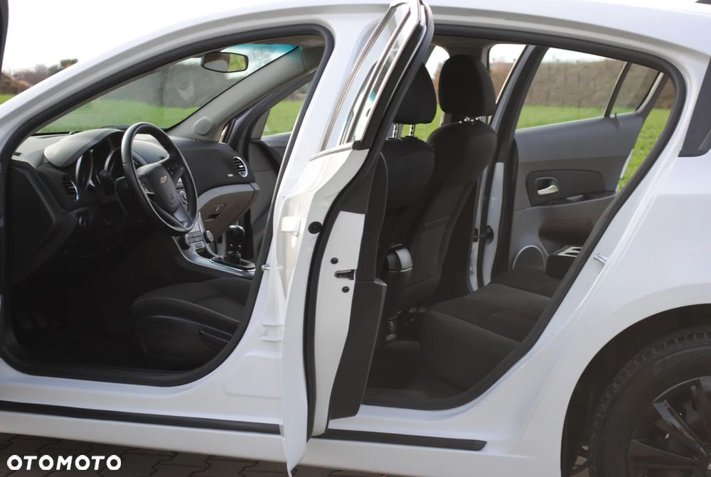 Chevrolet Cruze 1.8 LT - 7