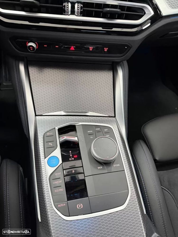 BMW i4 eDrive35 Pack Desportivo M - 23