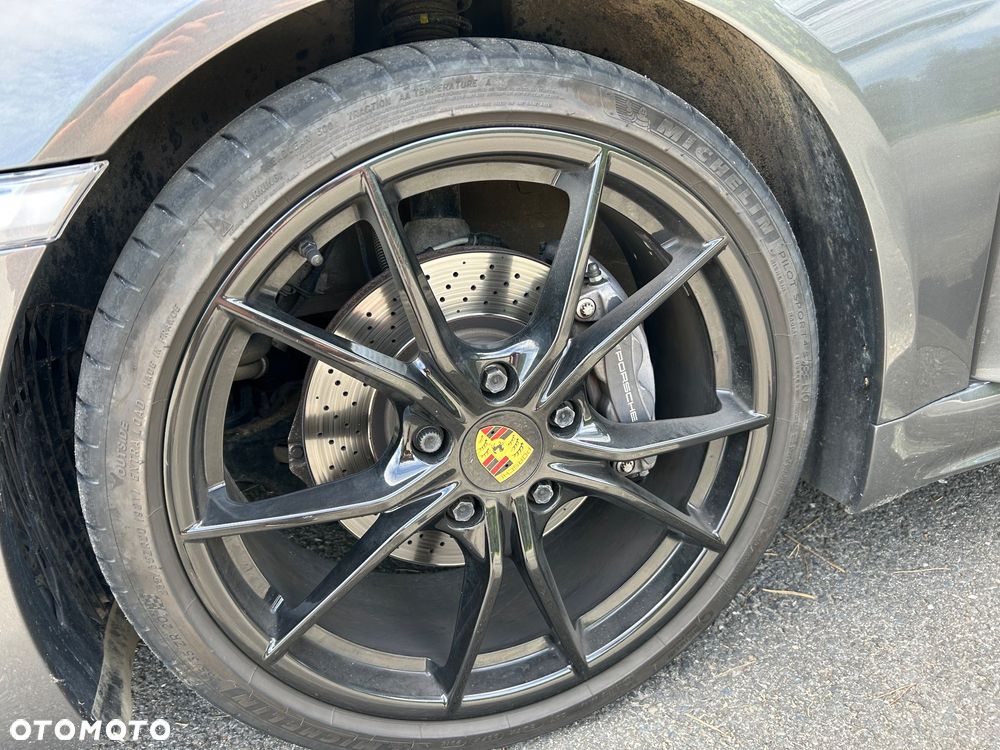 Porsche 718 Cayman T PDK - 17