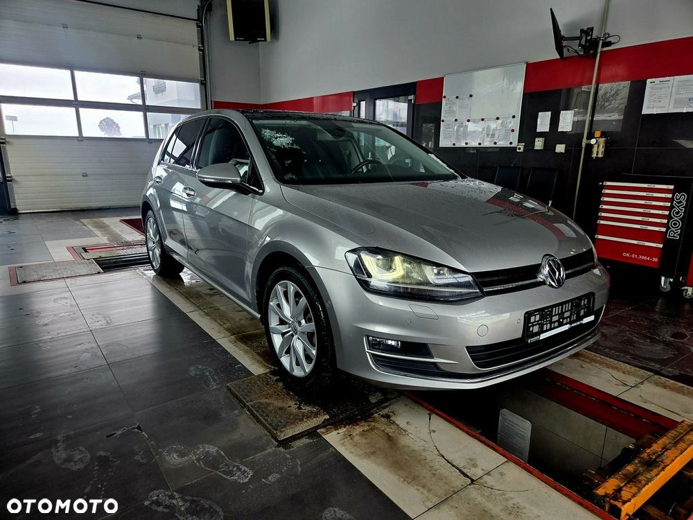 Volkswagen Golf 1.4 TSI BMT Highline DSG - 16