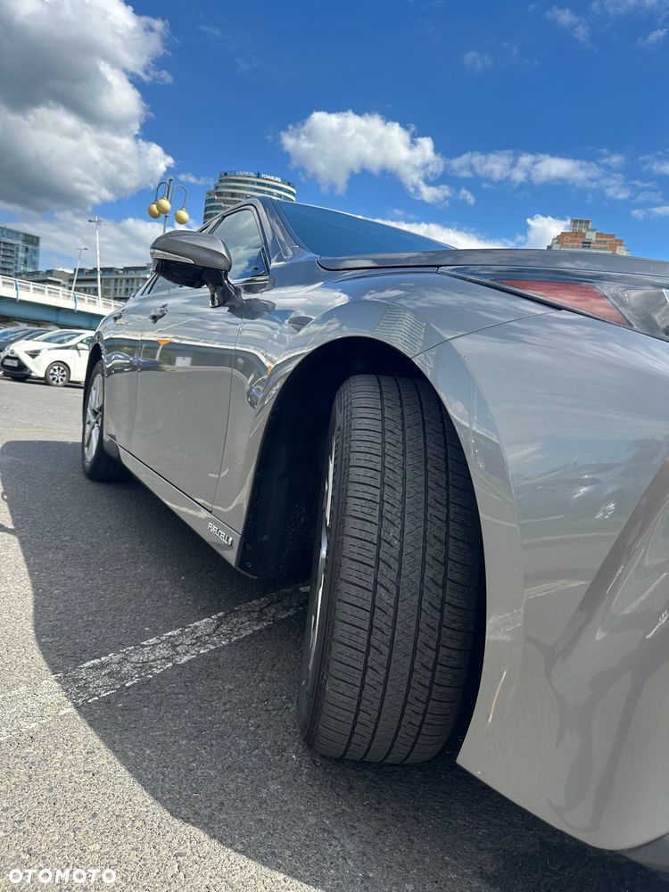 Toyota Mirai Prestige - 20