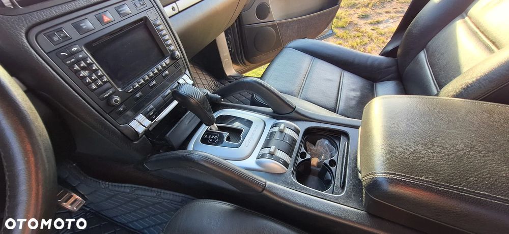 Porsche Cayenne S Tiptronic - 25