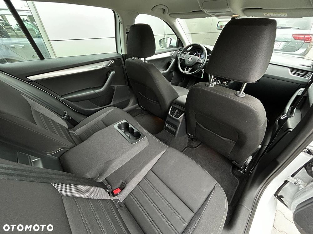 Skoda Octavia 1.5 TSI ACT Ambition DSG - 9