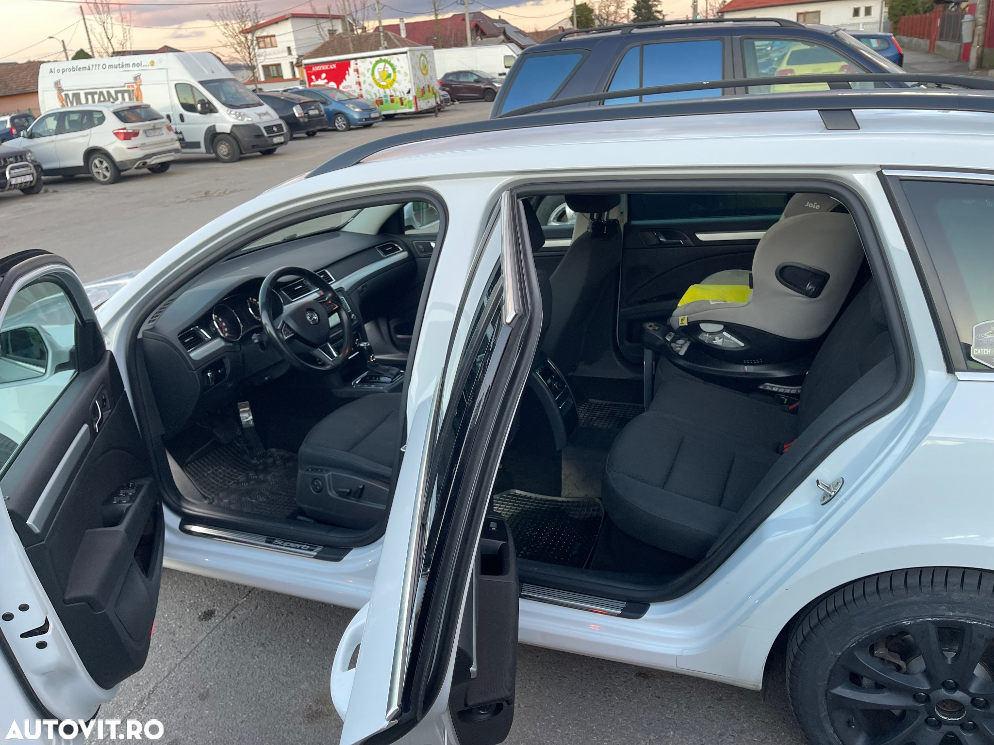 Skoda Superb Combi 2.0 TDI 4X4 Elegance - 7