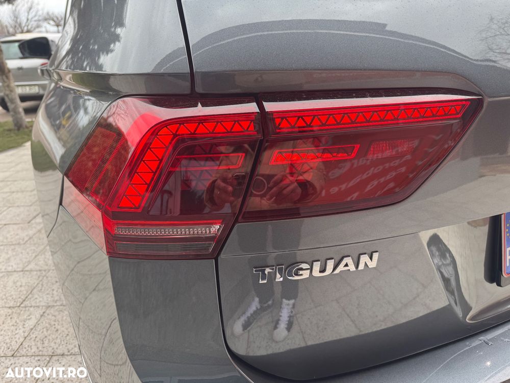 Volkswagen Tiguan - 36