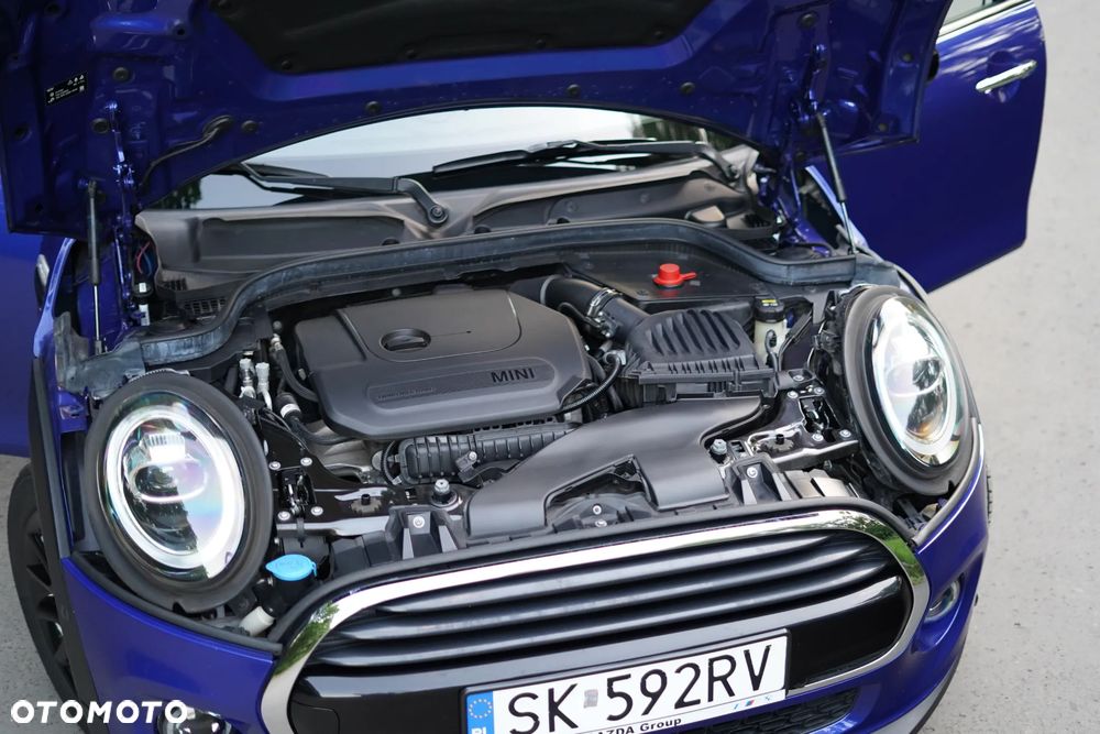 MINI Cooper Standard - 16