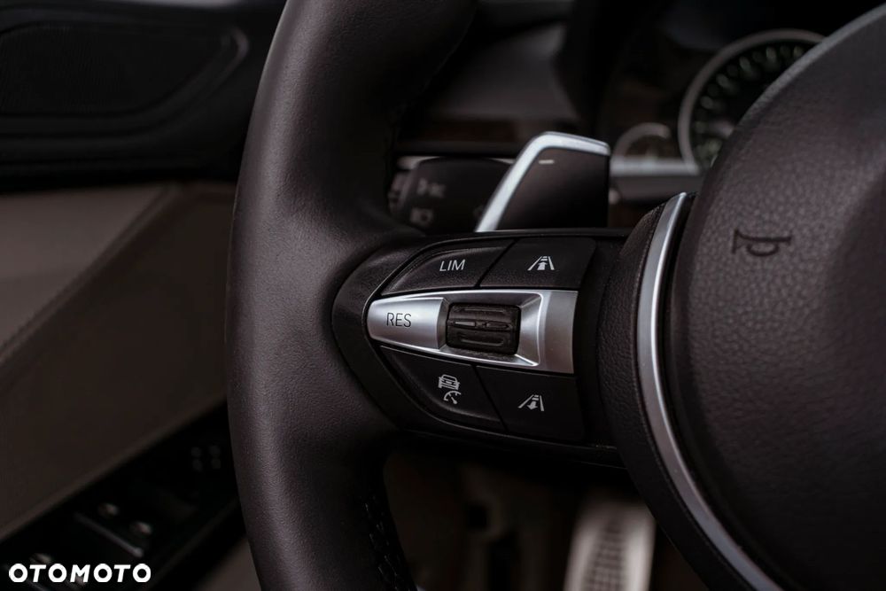 BMW Seria 6 640d xDrive Cabrio - 24