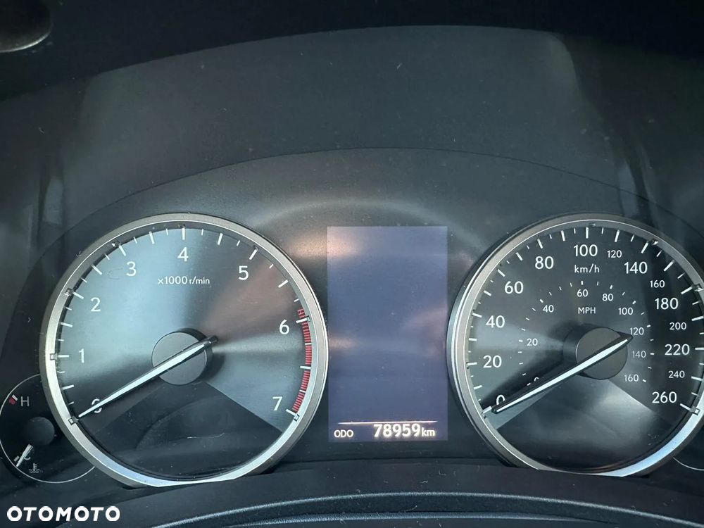 Lexus NX 200t AWD - 10