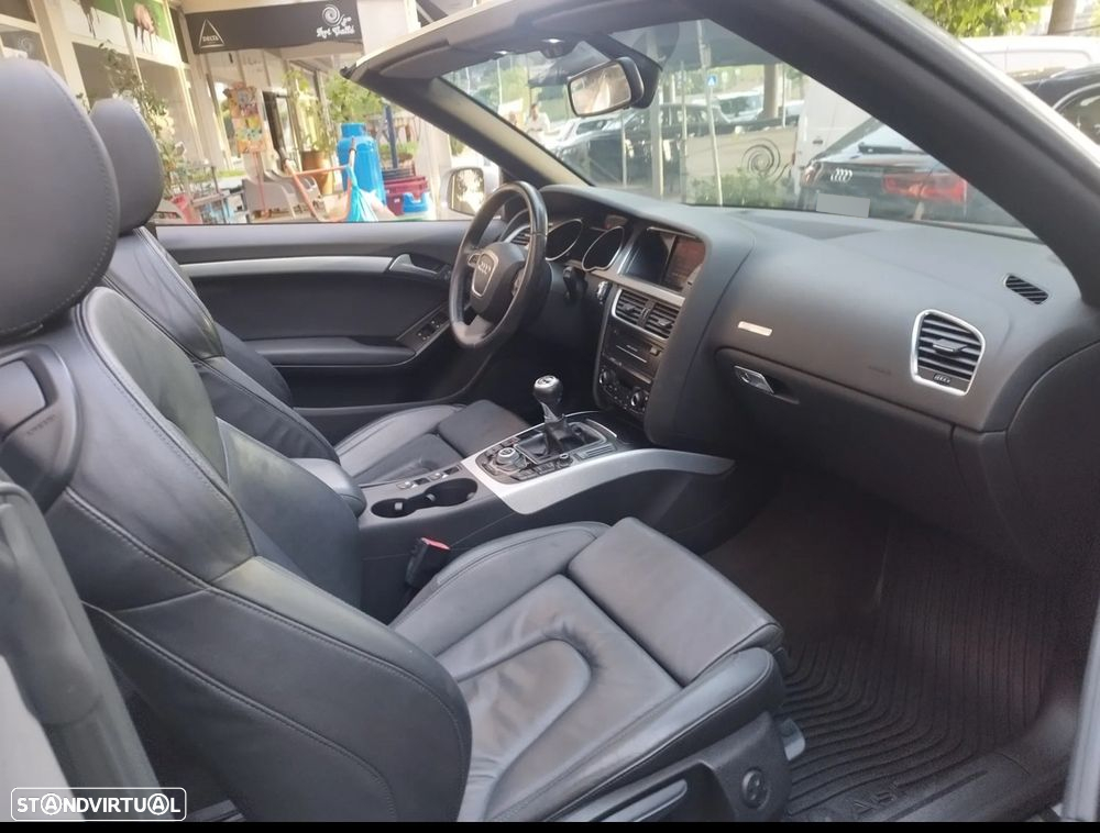 Audi A5 Cabrio 2.0 TDi - 8