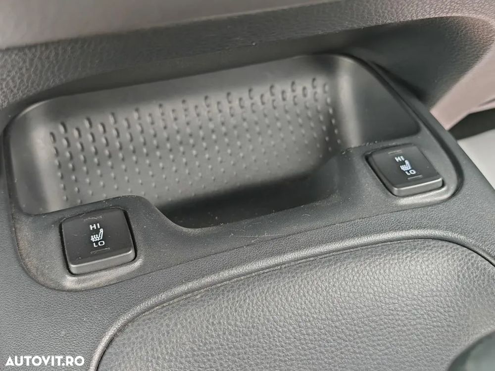 Toyota Corolla 1.8 HSD Dynamic - 13