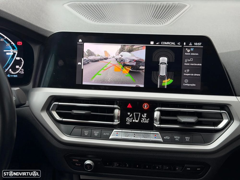 BMW 330 e Aut. Sport Line - 7