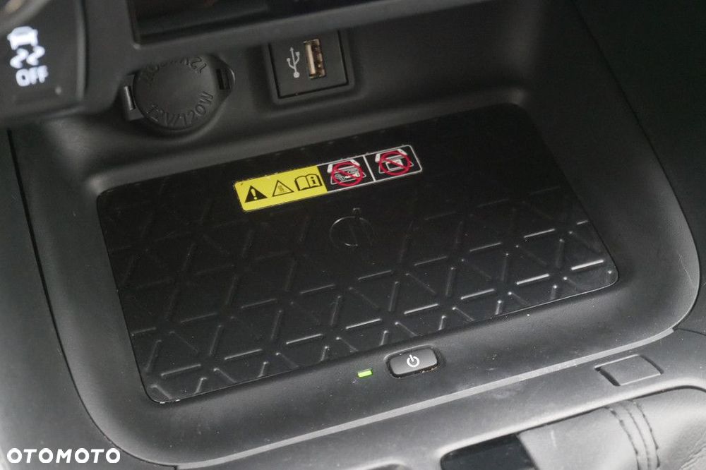 Toyota RAV4 - 22