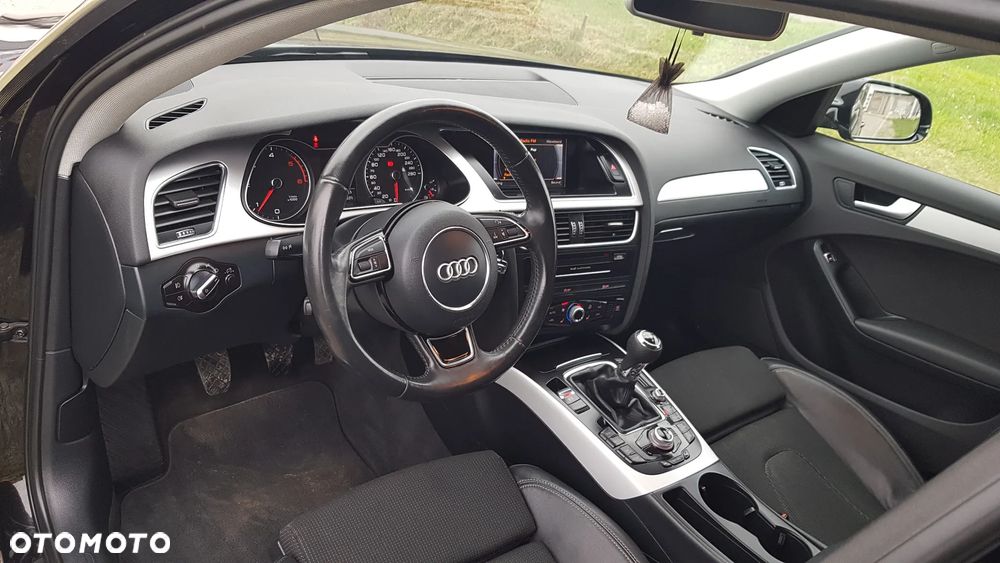 Audi A4 Avant 2.0 TDI DPF clean diesel Ambiente - 15