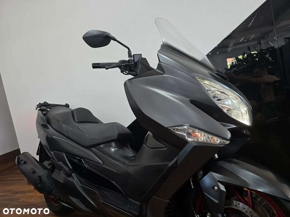 Suzuki Burgman - 31