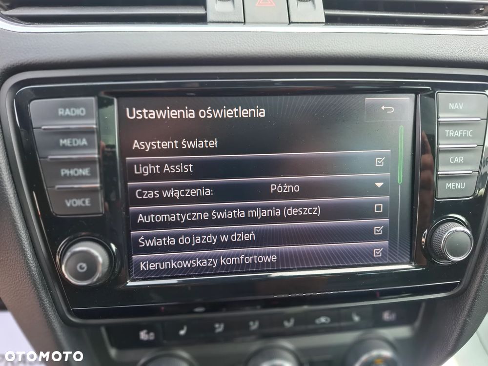 Skoda Octavia 2.0 TDI RS DSG - 28