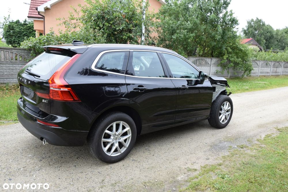Volvo XC 60 B4 D AWD Geartronic Momentum Pro - 6
