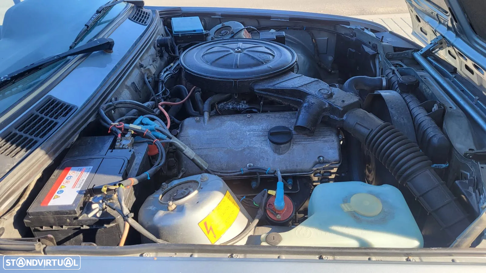 BMW 318 i - 11