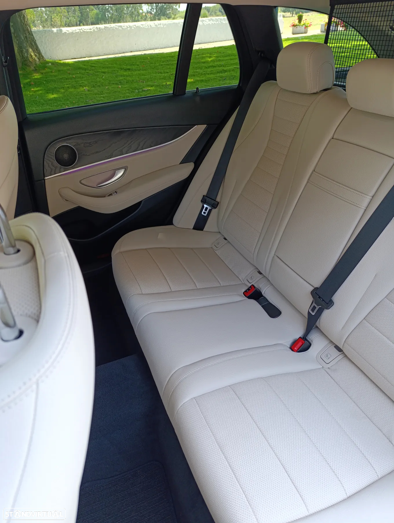 Mercedes-Benz E 300 de Exclusive Line - 3