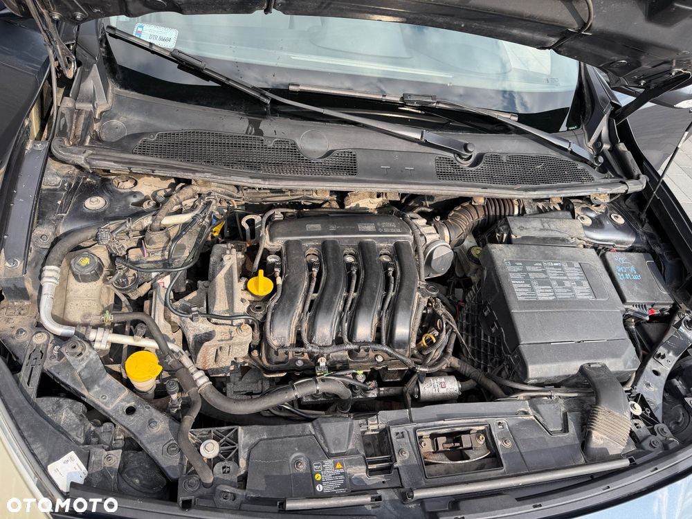 Renault Fluence 1.6 16V Expression - 28