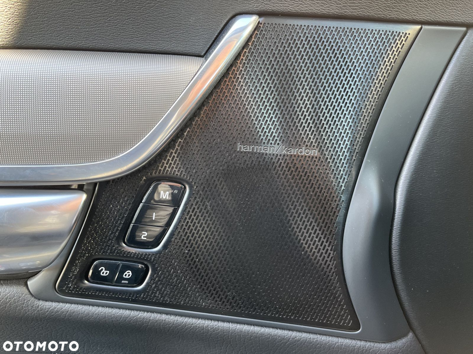 Volvo V90 - 19