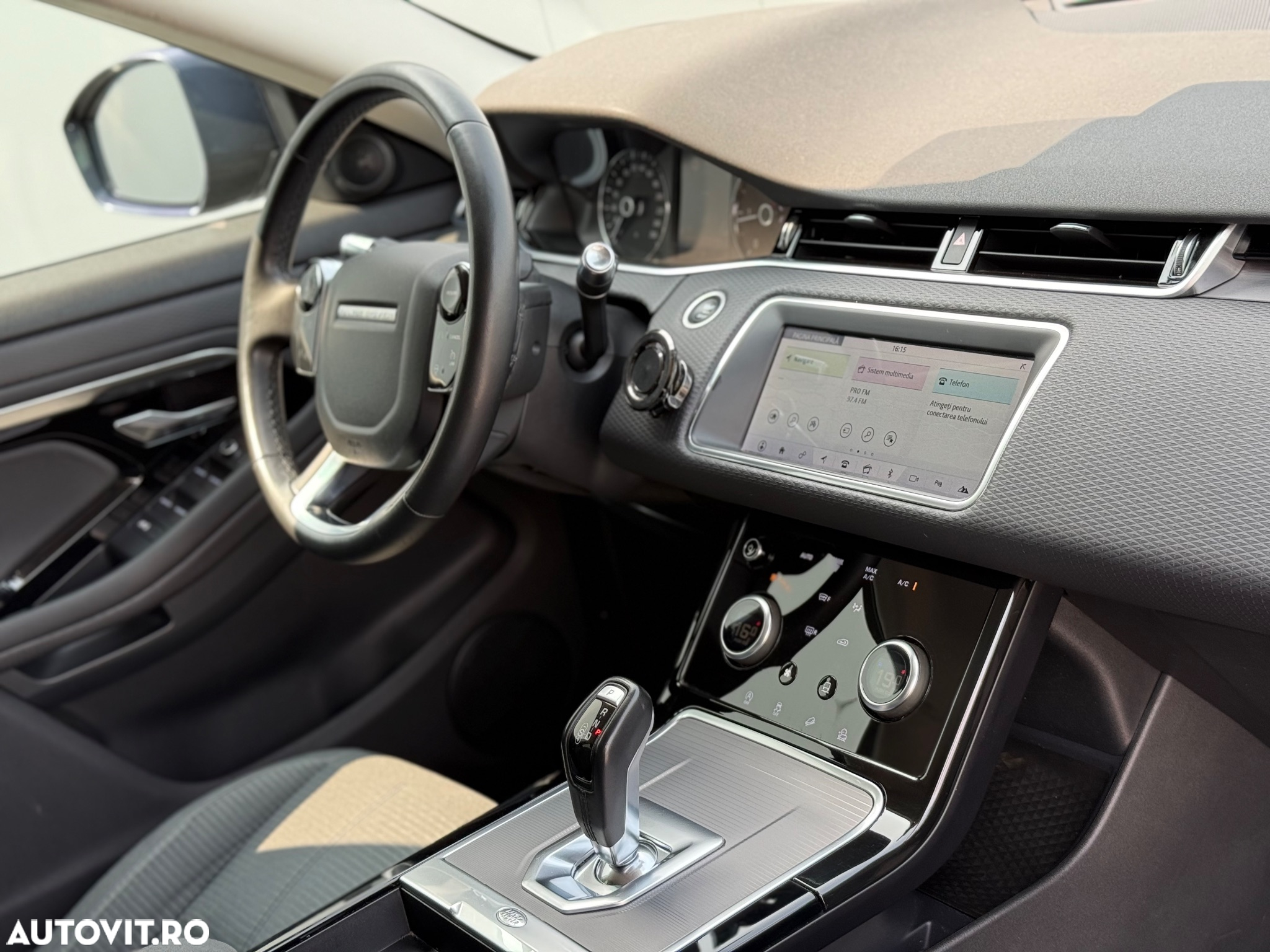 Land Rover Range Rover Evoque 2.0 D150 SE - 6