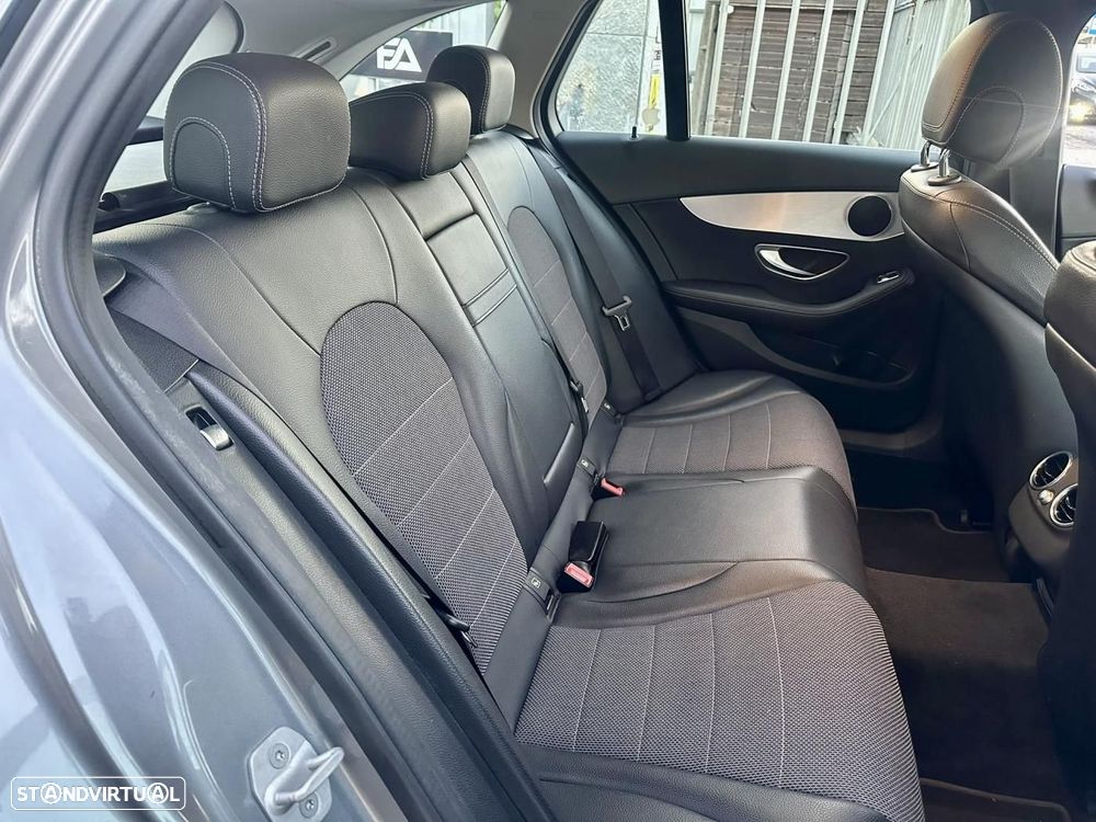 Mercedes-Benz C 300 - 7