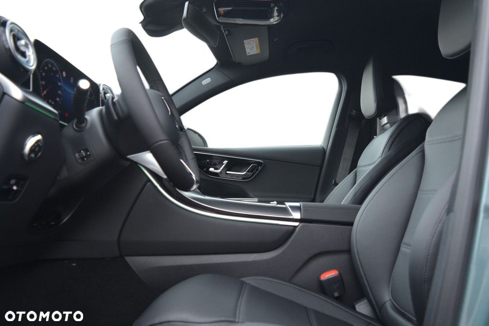 Mercedes-Benz GLC - 7