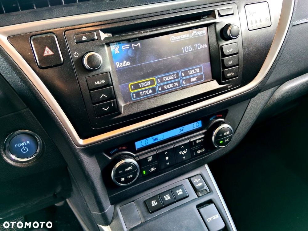 Toyota Auris - 8