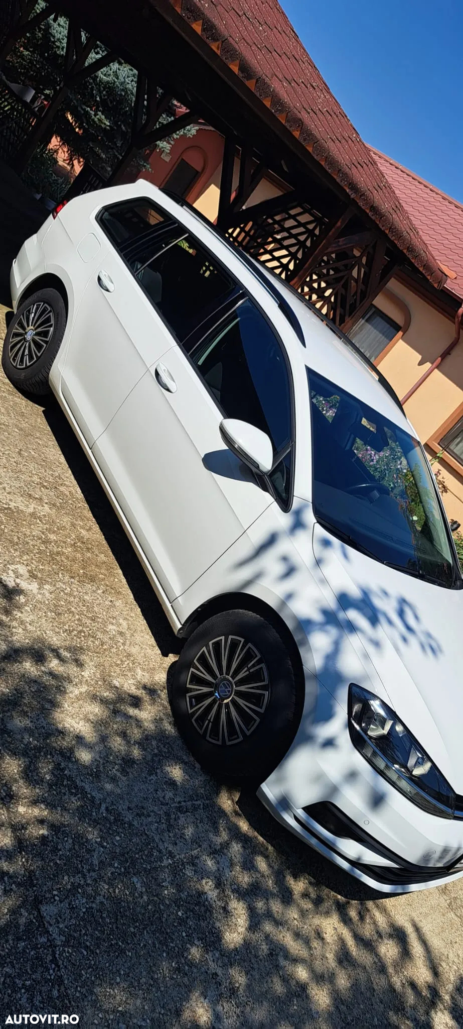 Volkswagen Golf 1.6 TDI Trendline - 7