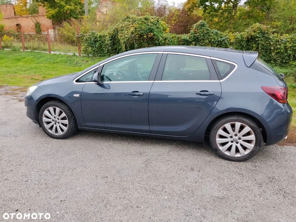 Opel Astra - 4