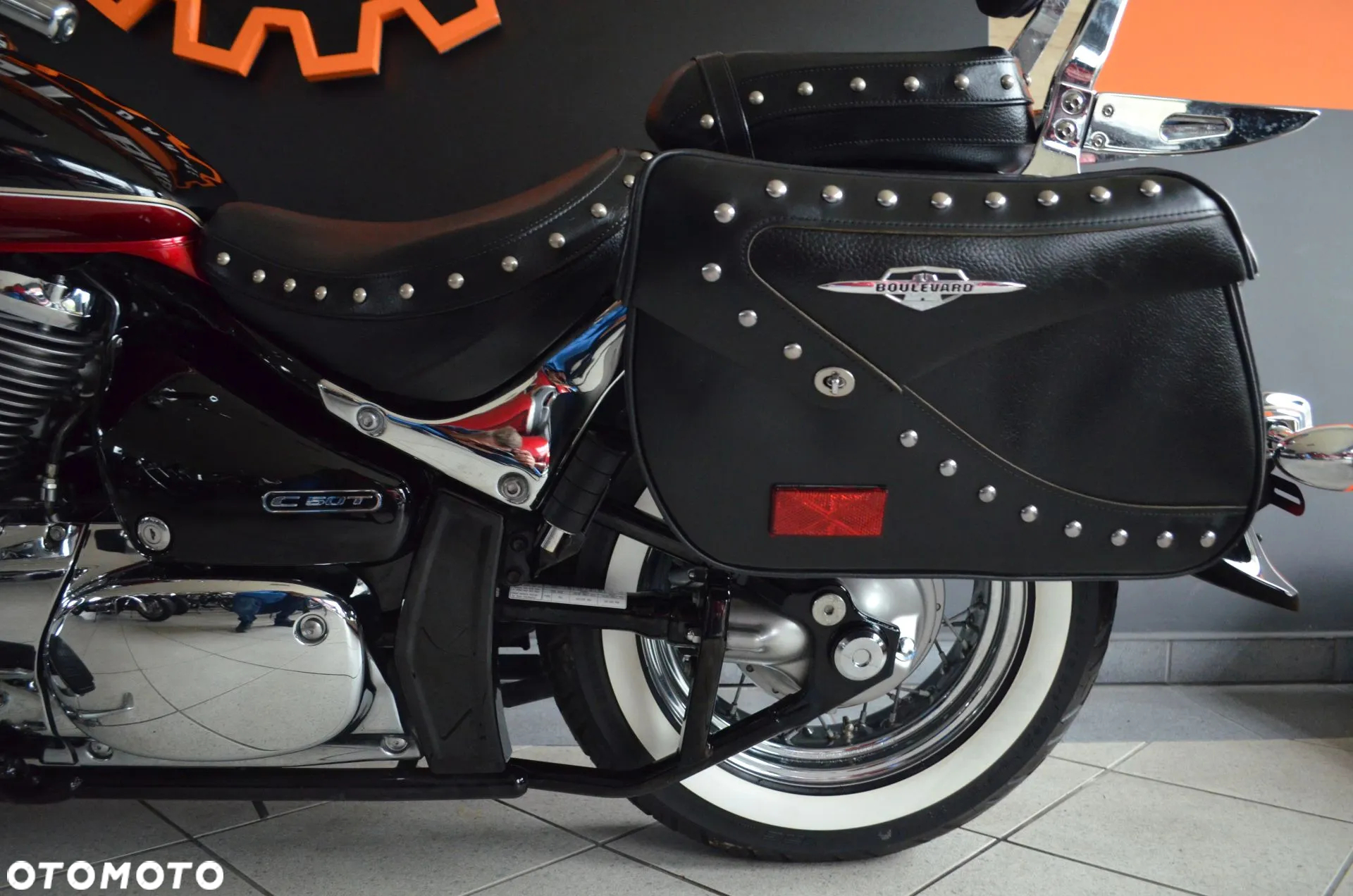 Suzuki VL 800 Volusia - Boulevard C50 - 19
