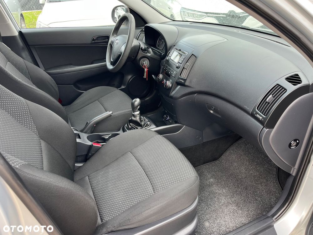 Hyundai i30 i30cw 1.4 blue Comfort - 8