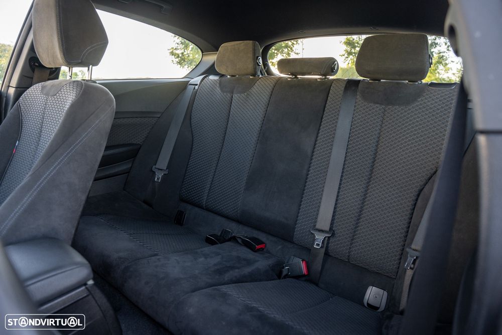 BMW 116 d Pack M Auto - 23