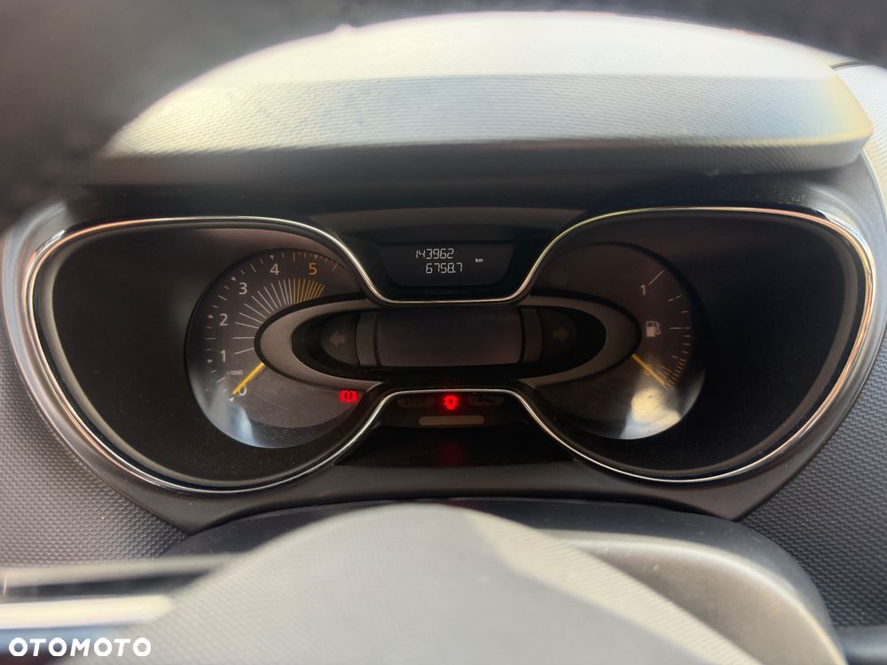Renault Captur 1.5 dCi Energy Zen - 12