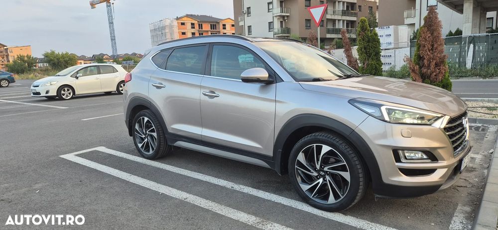 Hyundai Tucson 1.6 T-GDi 4WD 7DCT Luxury - 3