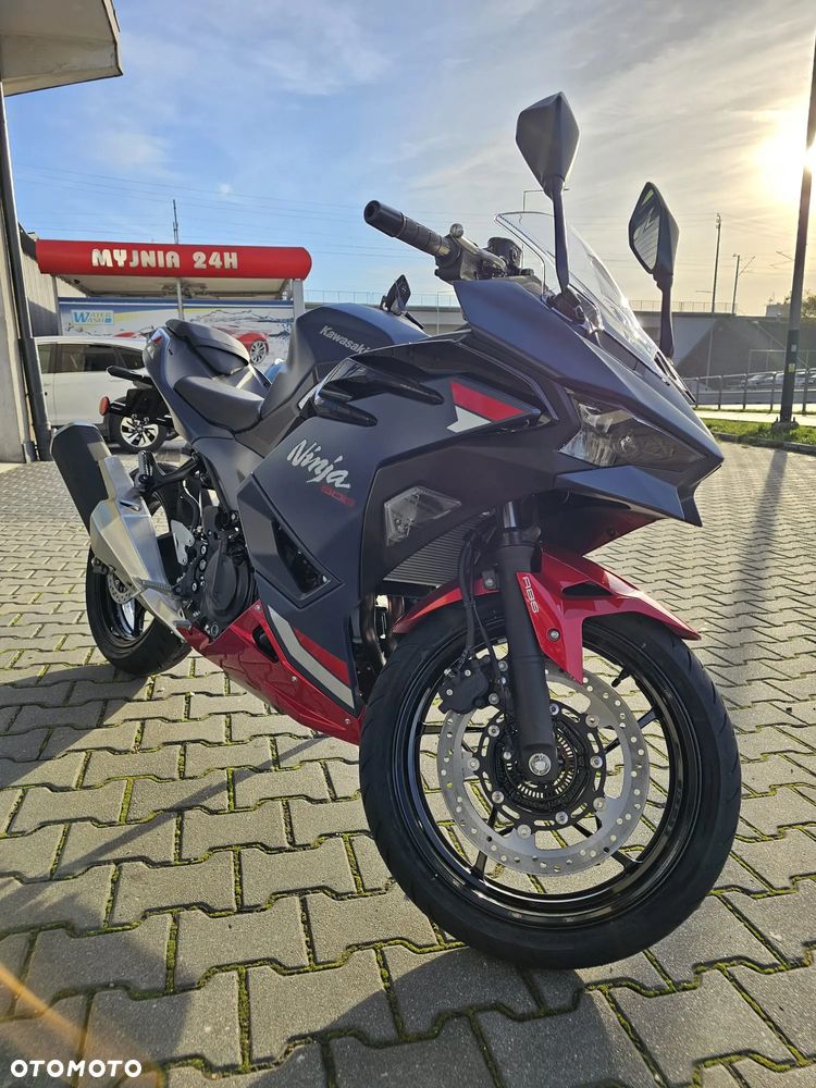 Kawasaki Ninja - 9