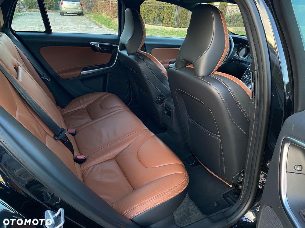 Volvo V60 - 11