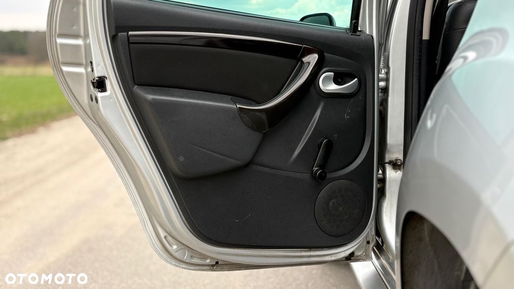 Dacia Duster 1.6 - 20