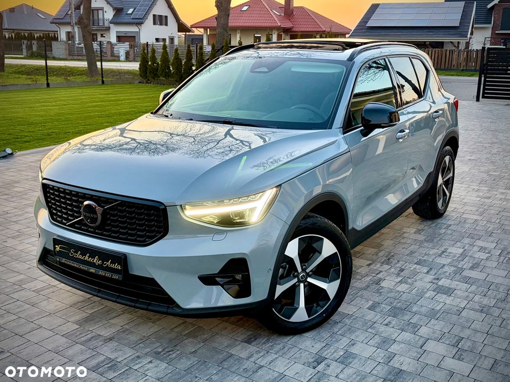 Volvo XC 40 B3 B DKG Plus Dark - 15