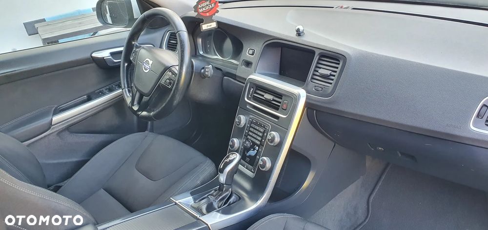 Volvo V60 D2 Ocean Race - 9