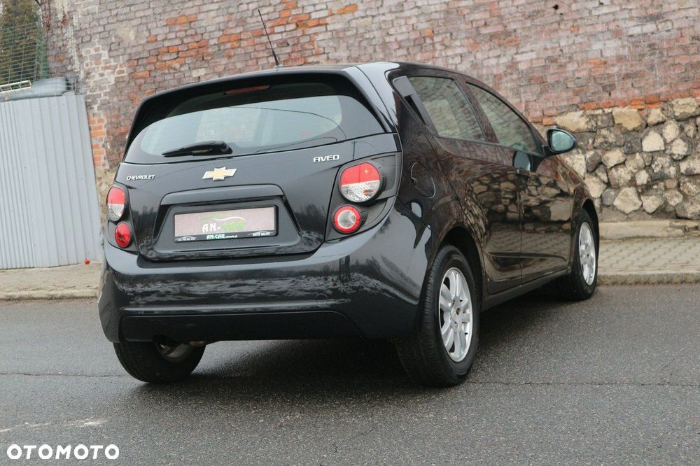 Chevrolet Aveo 1.2 LT - 5