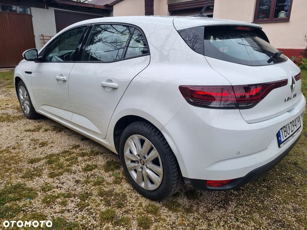 Renault Megane TCe 140 GPF ZEN - 5