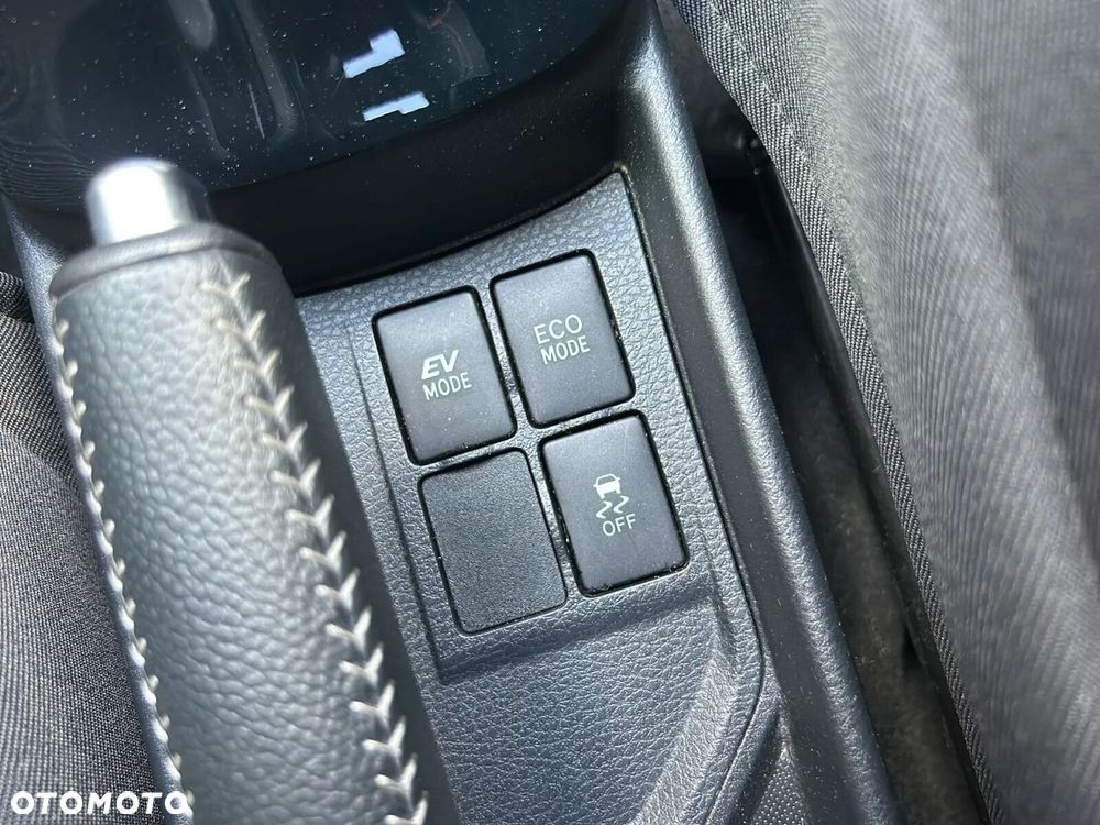 Toyota Yaris - 27