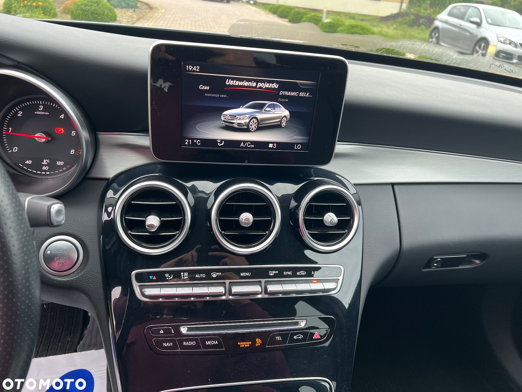 Mercedes-Benz Klasa C 180 (BlueTEC) d 7G-TRONIC Avantgarde - 33