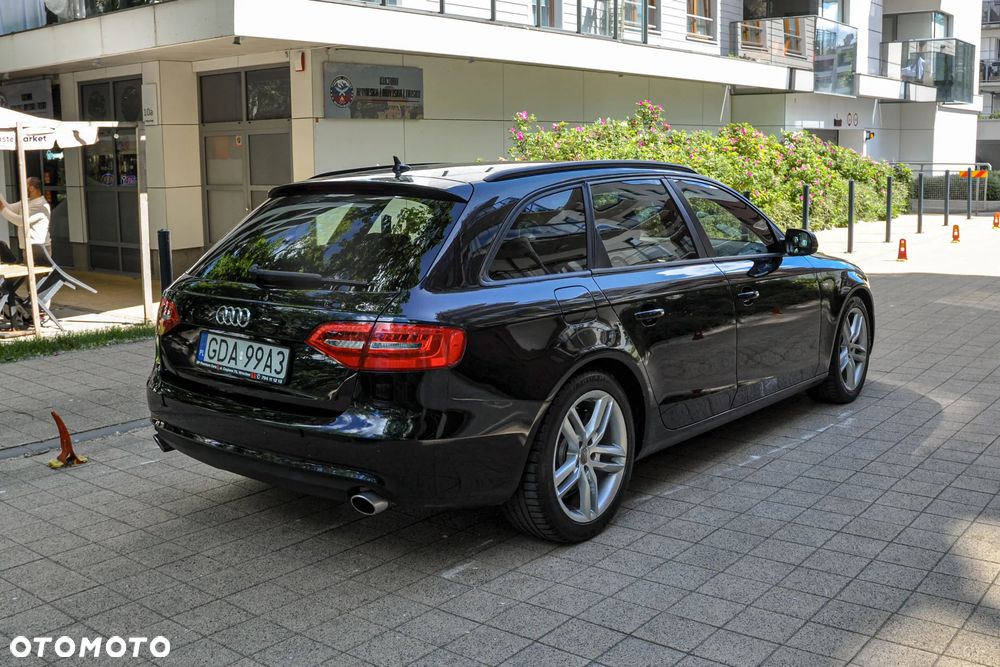 Audi A4 Avant - 4