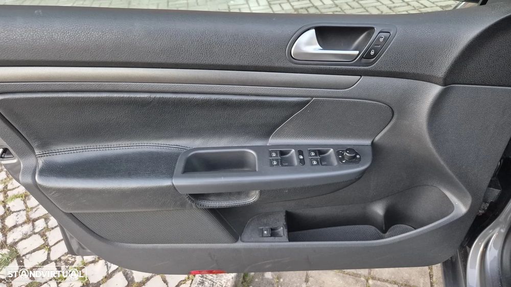 VW Golf 1.4 TSi Confortline - 15