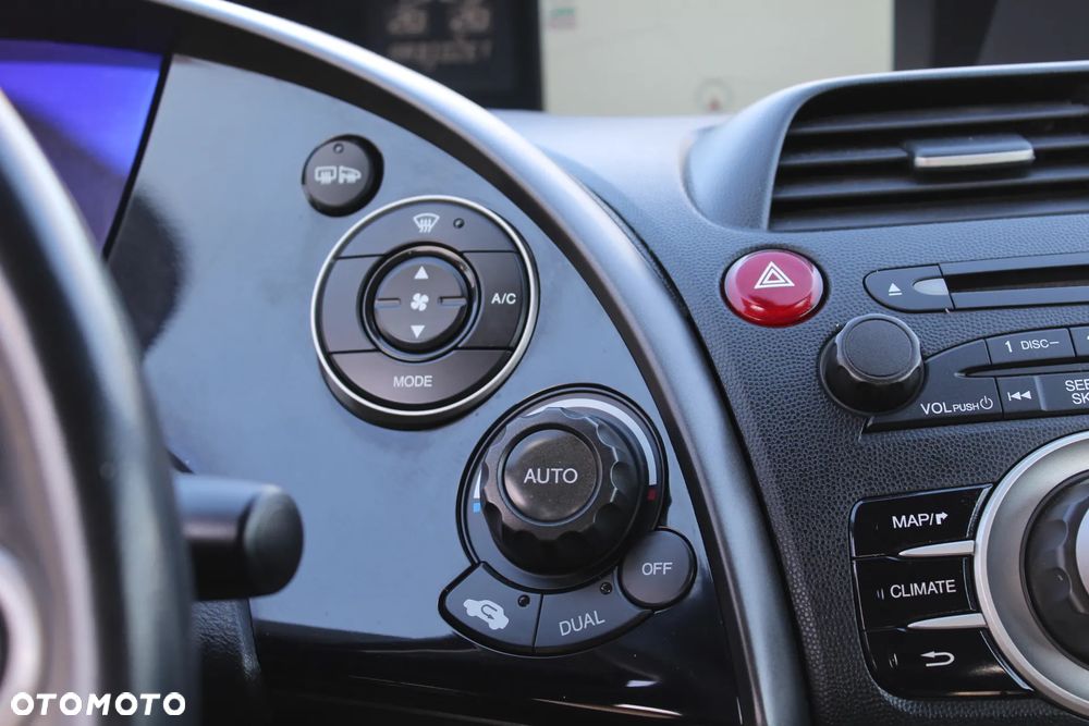 Honda Civic 1.8 TypeS + NAVI - 29