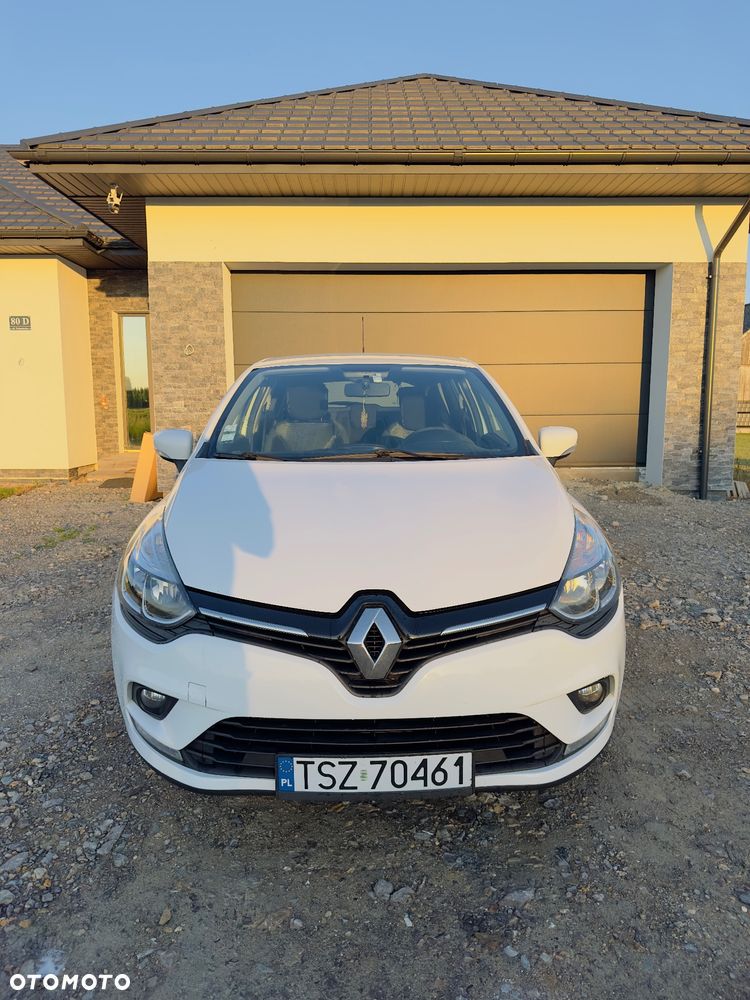 Renault Clio - 2