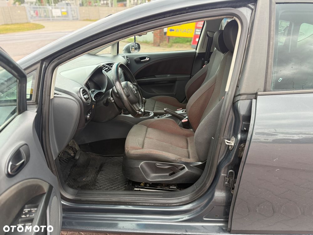Seat Leon 2.0 TDI DPF Style - 11